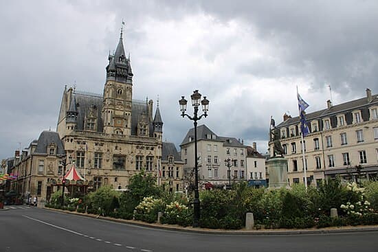 Une photo emblématique du territoire mesuré (Compiègne.8)